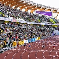 Picture of a track and field event at Hayward Field in Eugene, OR